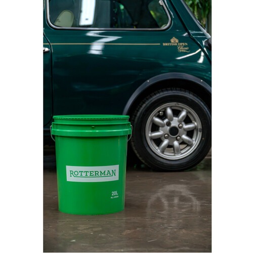 Balde multiuso com capacidade de 20 litros 