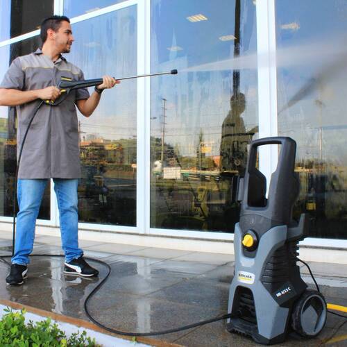 Lavadora de alta press�o 2100 libras com motor de indu��o - HD 4/13 C  110V