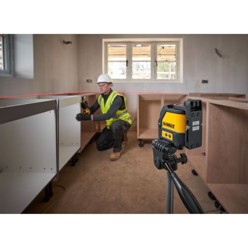 Nível a laser automático com alcance de 15 metros - DW088K Nível a laser automático com alcance de 15 metros - DW088K