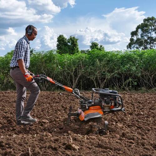 Motocultivador a gasolina 6 hp 4 tempos - TF440 Motocultivador a gasolina 6 hp 4 tempos - TF440