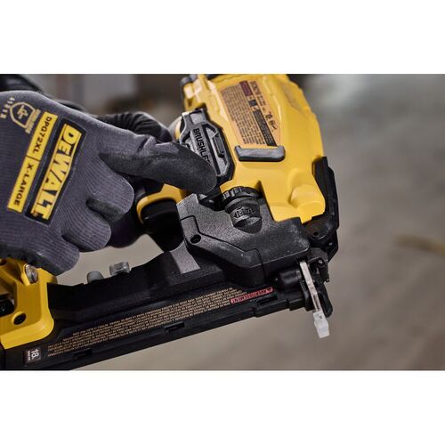 Pinador 18GA Dewalt DCN210B bateria 20V sem bateria