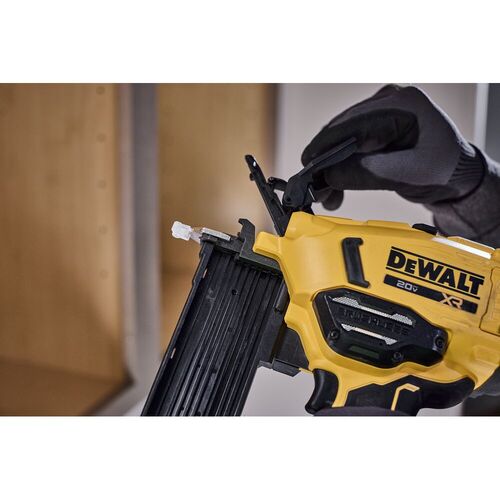 Pinador 18GA Dewalt DCN210B bateria 20V sem bateria